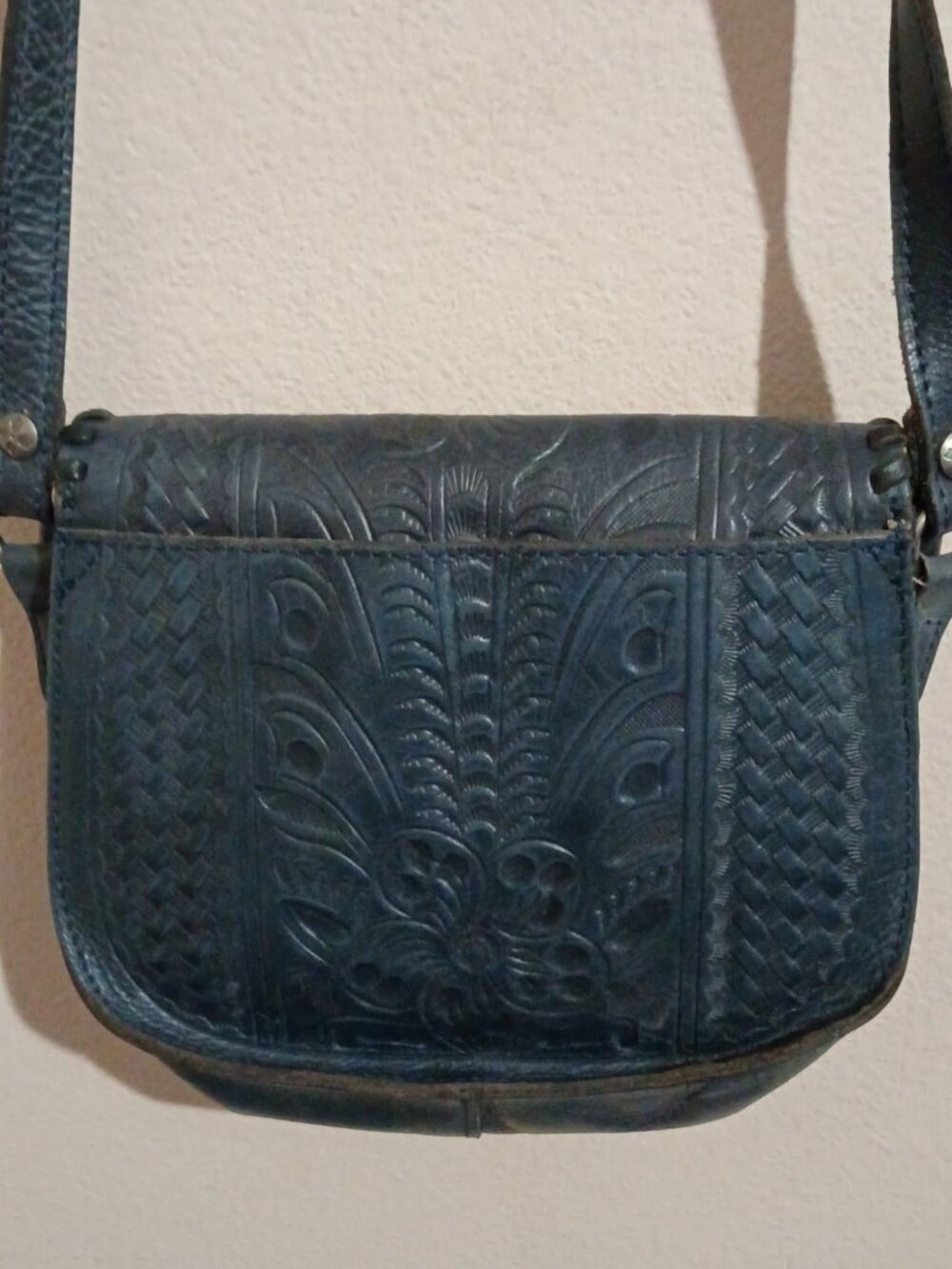Patricia Nash Leather Saddle Bag Tooled Crossbody Purse Navy-Blue Floral - Picture 9 of 16
